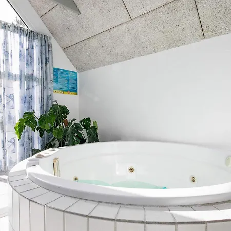 10 Person Holiday In Oksb L Casa de Férias